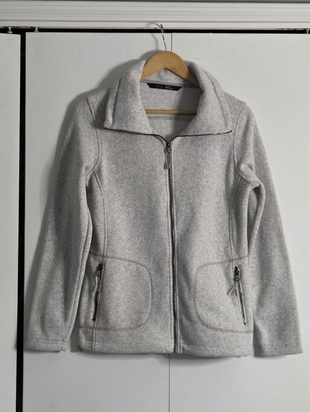 Stoic Women's Light Gray Teddy Zip-Front Jacket